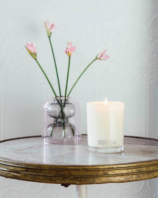 ecoya madison candle | sweet pea & jasmine