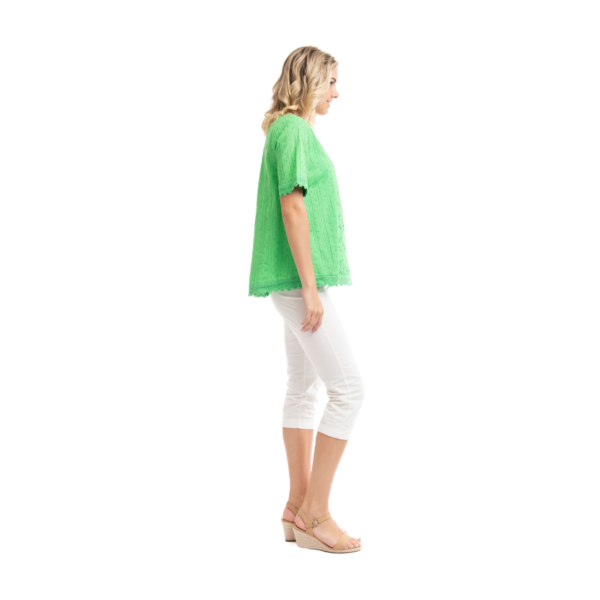 broderie top | parrot