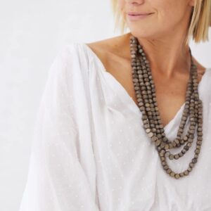 timber bead necklace | kailua